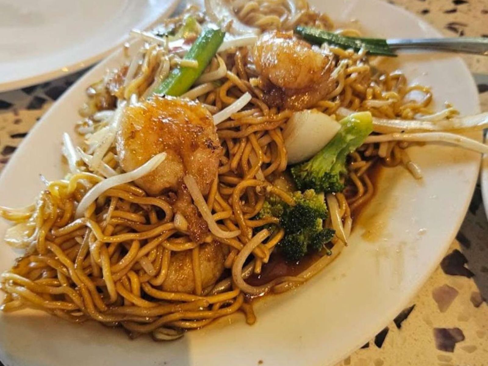 Shrimp Lo-Mein.