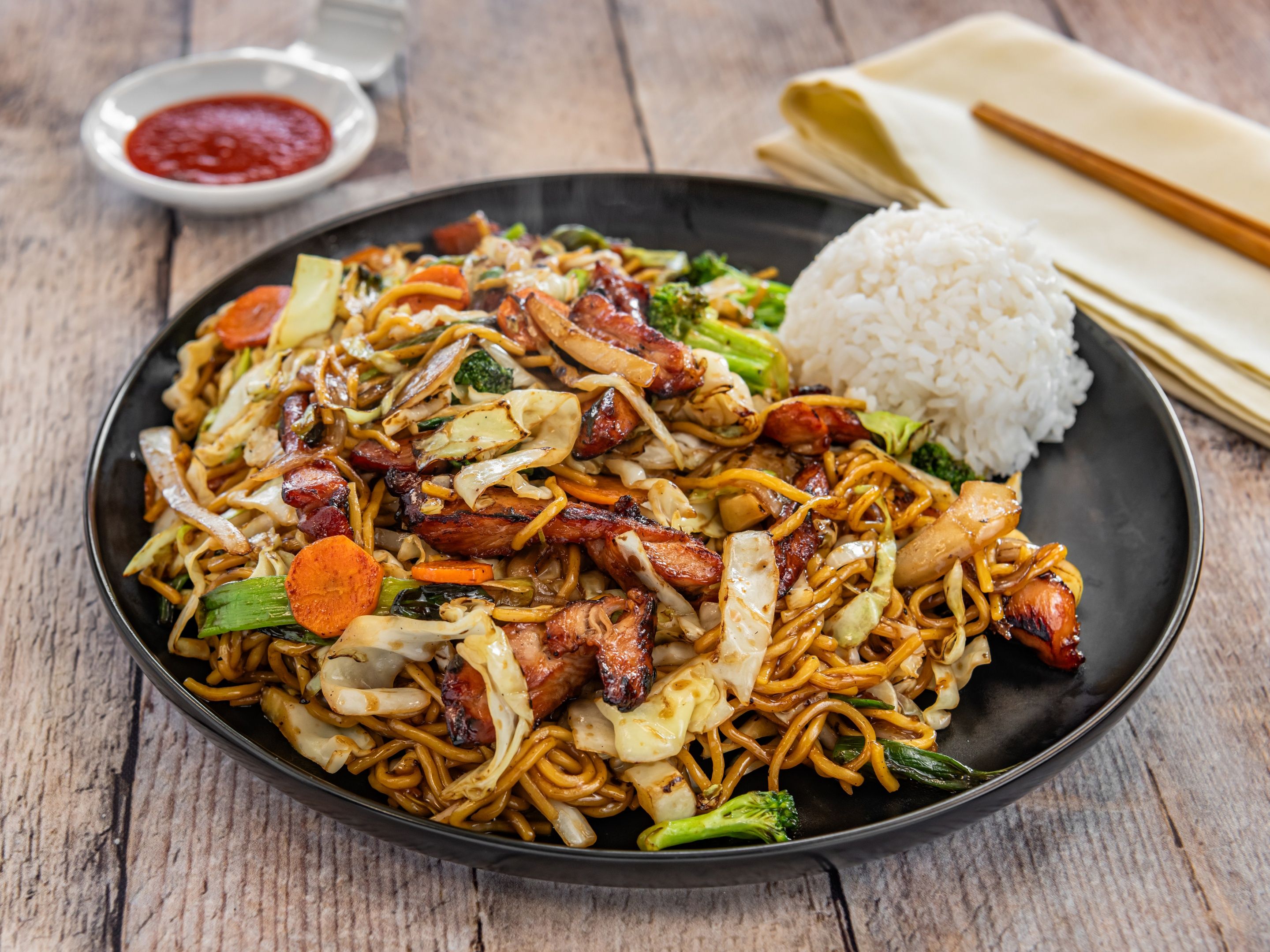 Best Yakisoba in Covington, WA | Happy Pho Teriyaki