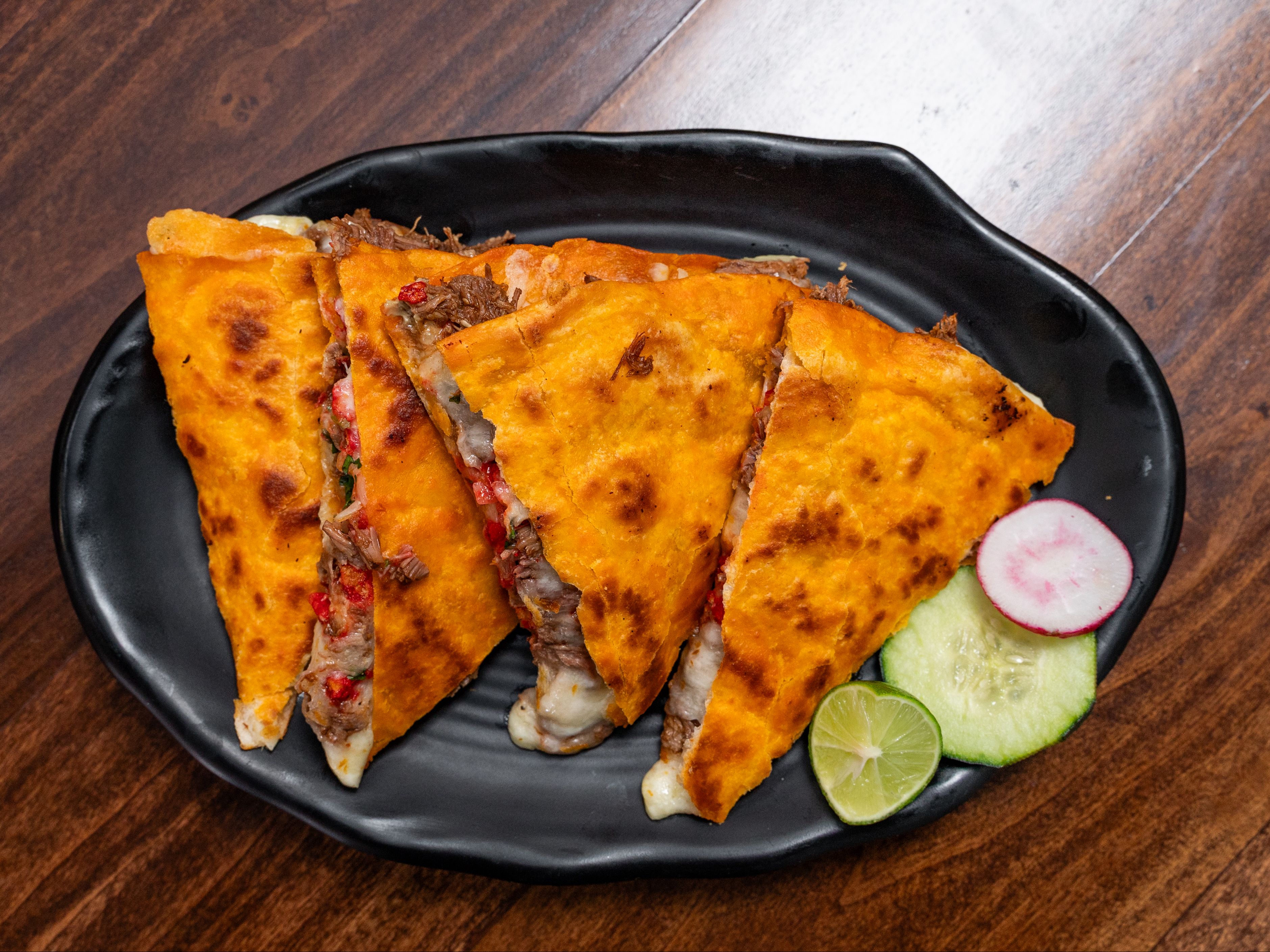 GIGANTE W/HOT CHEETOS