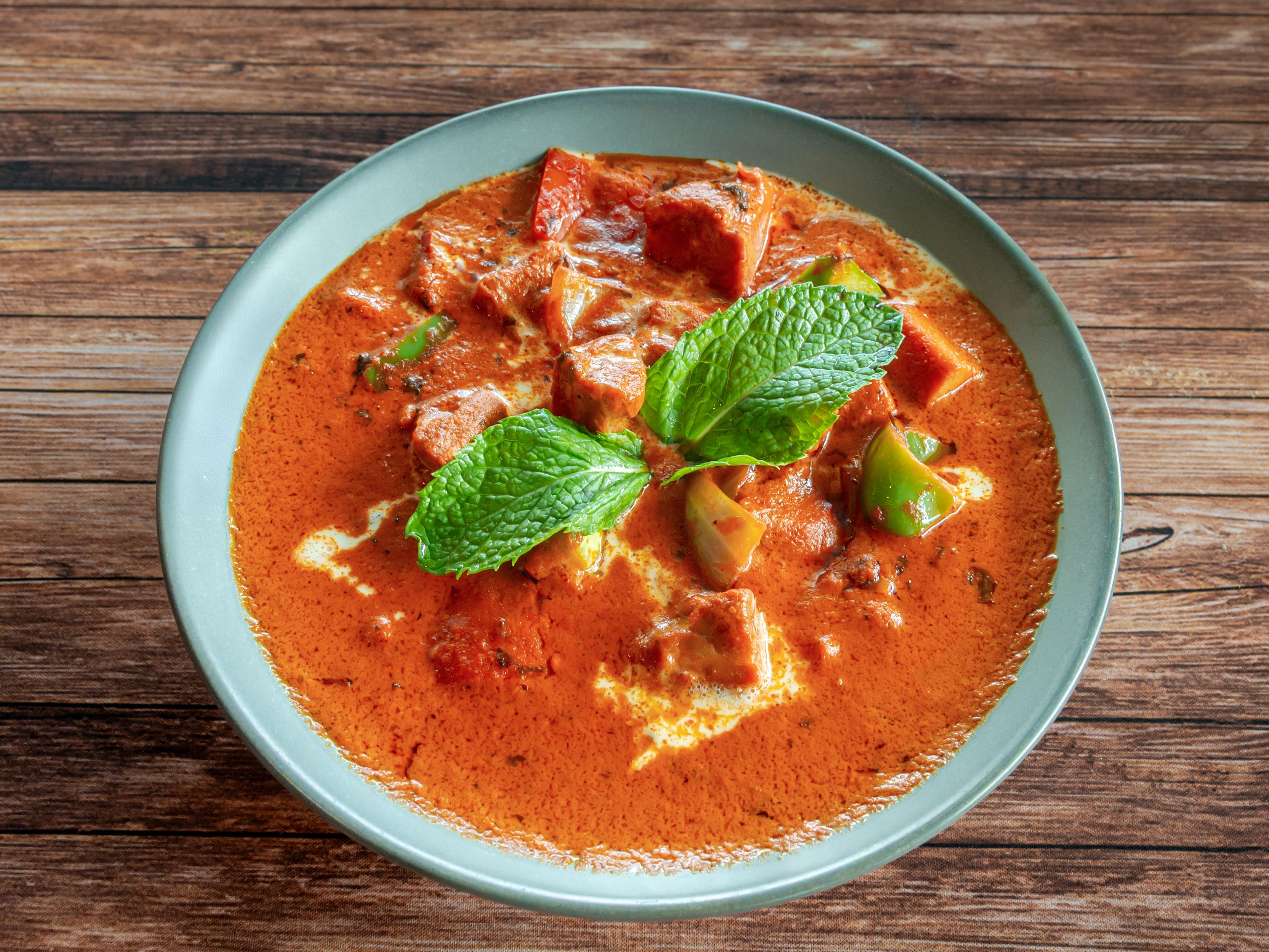 CHICKEN TIKKA MASALA.