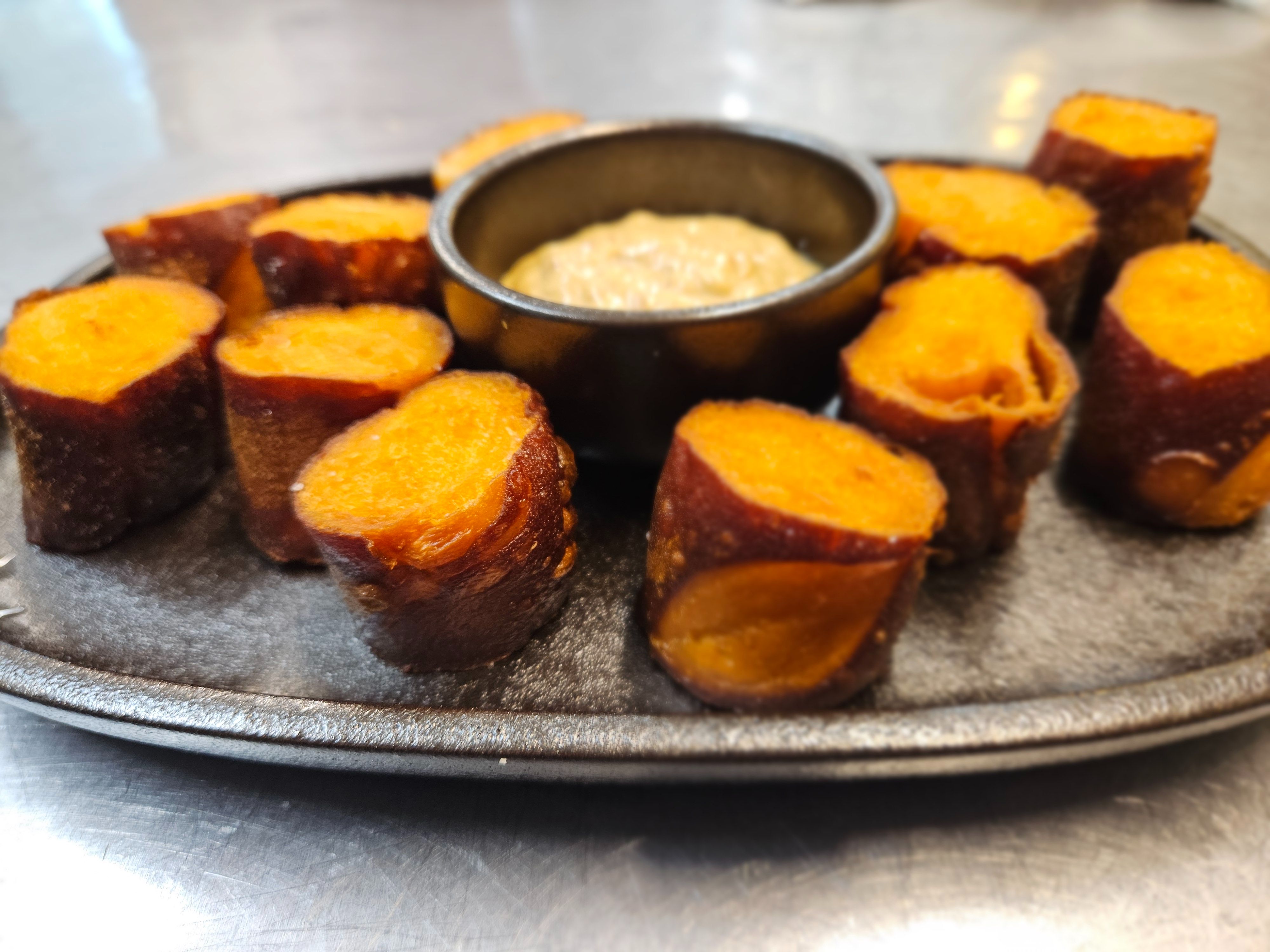 Bavarian Pretzels Bites