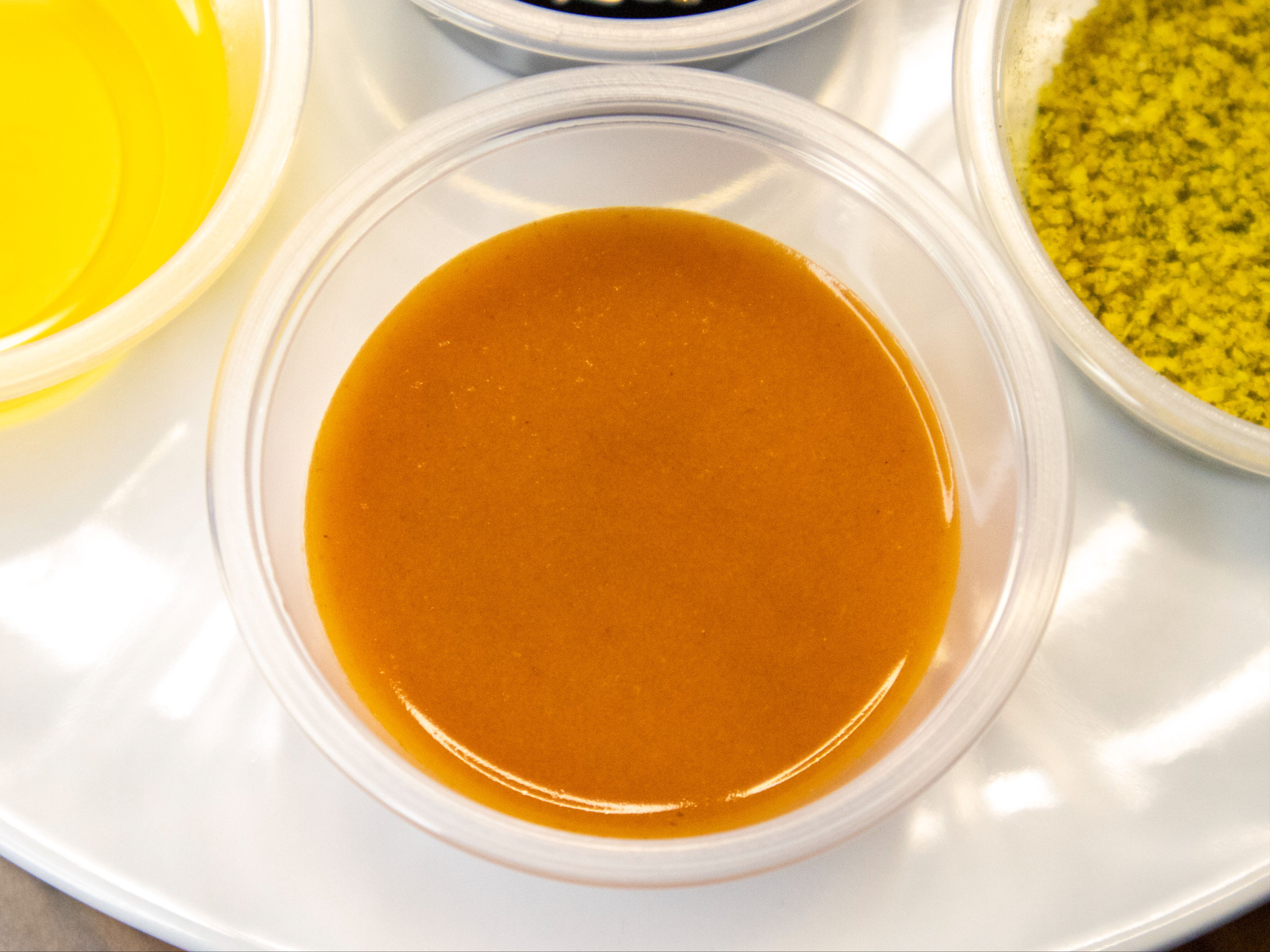 Buffalo Sauce (4 oz).