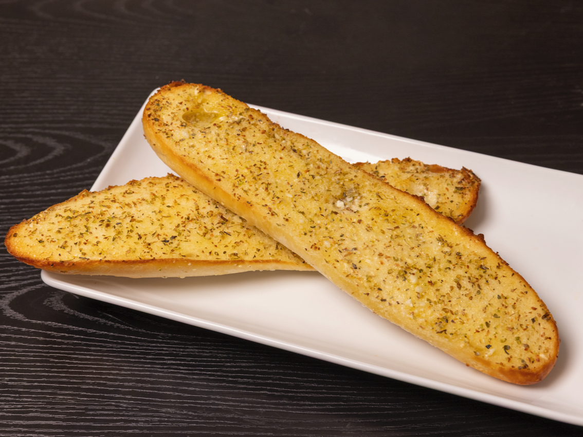 Garlic Bread (2 Pcs).