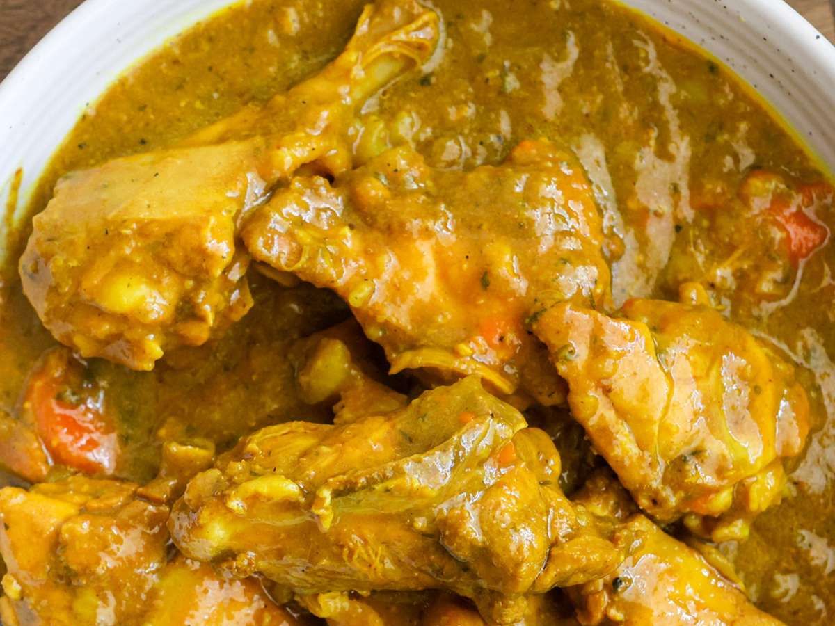 Curry Chicken Only (Dark Meat).
