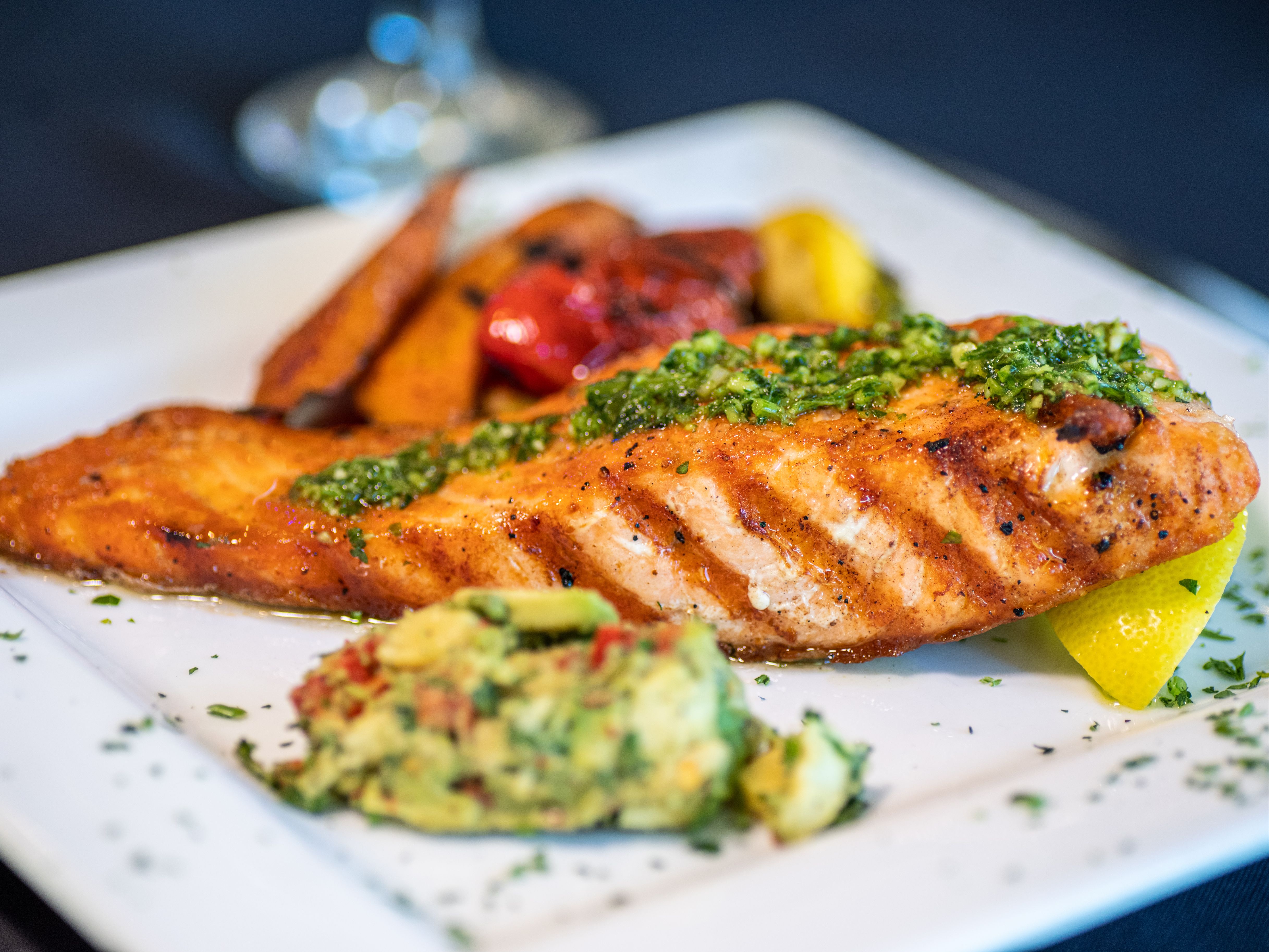 Salmon a La Parrilla