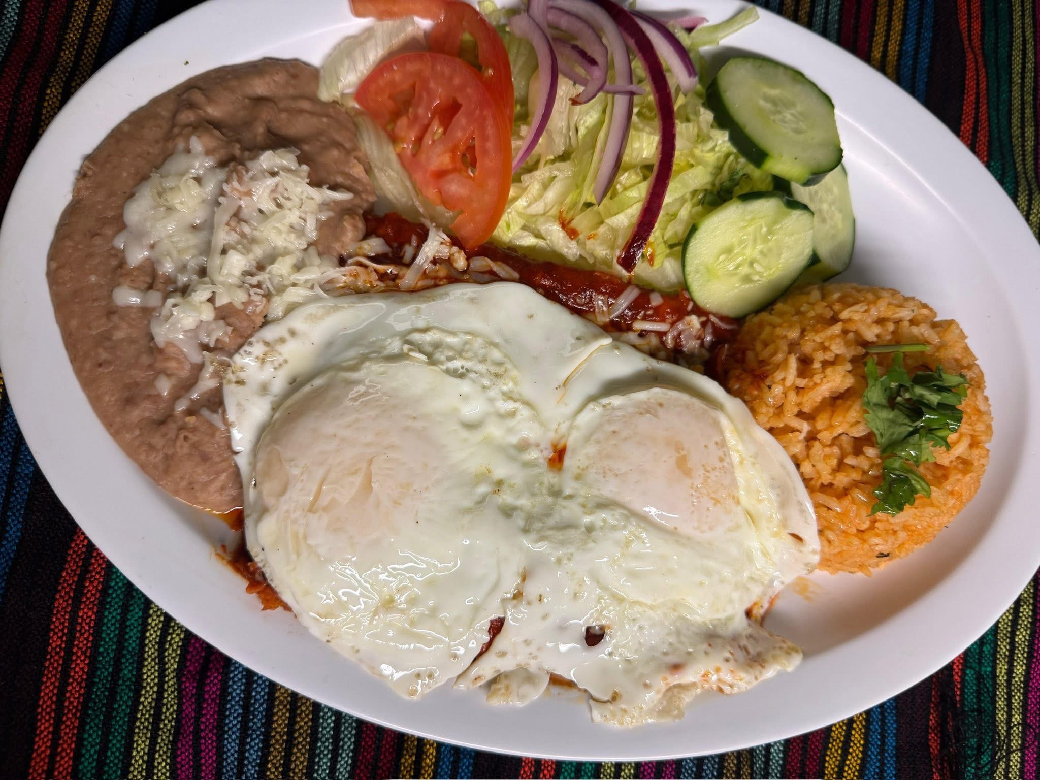 VIERNES - Enchiladas Montadas