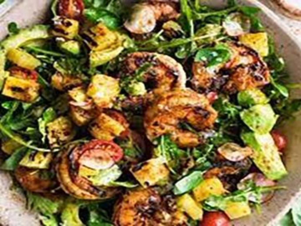 Ensalada De Camarones / Shrimp Salad.