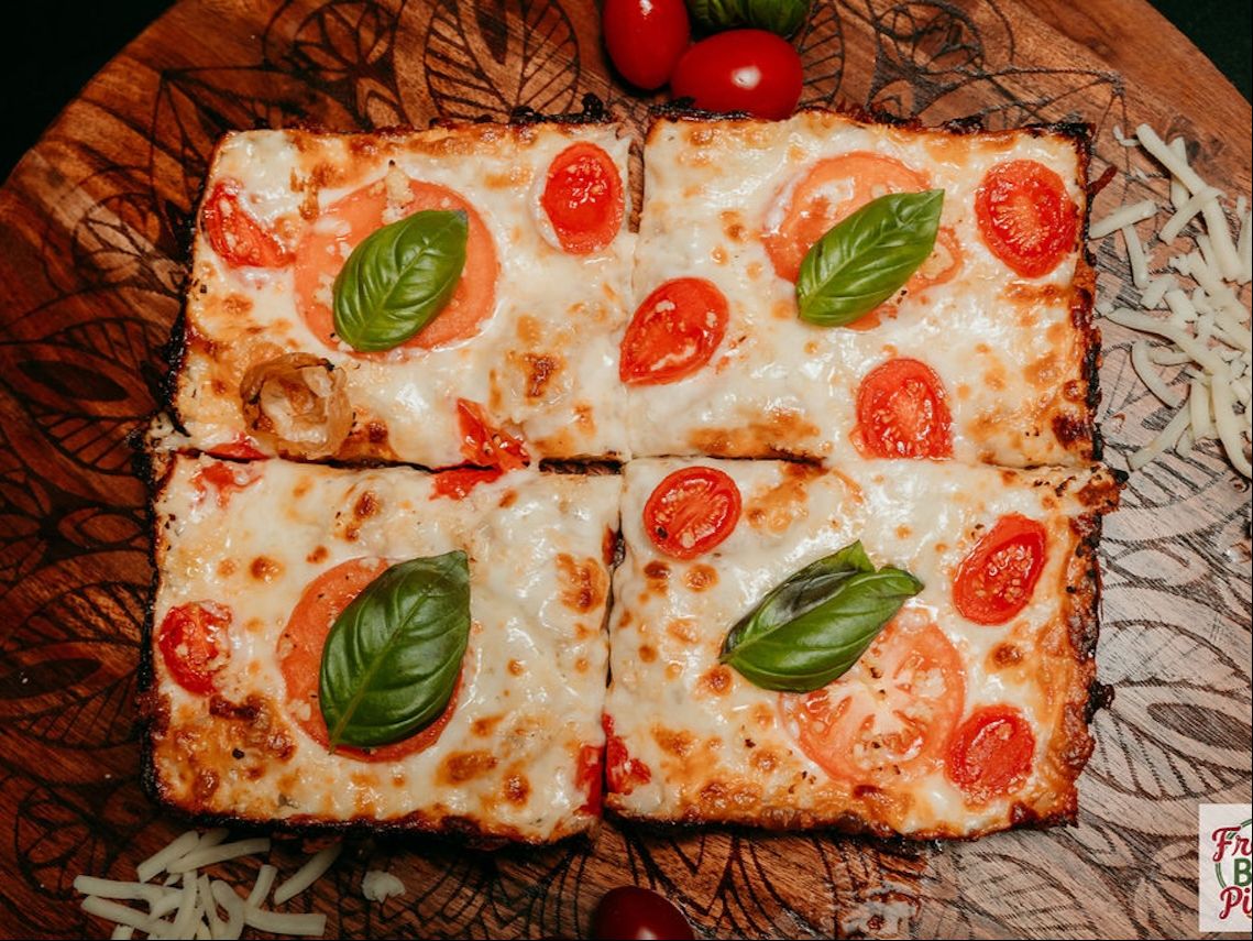 Fresh Tomatoes & Garlic Lg.