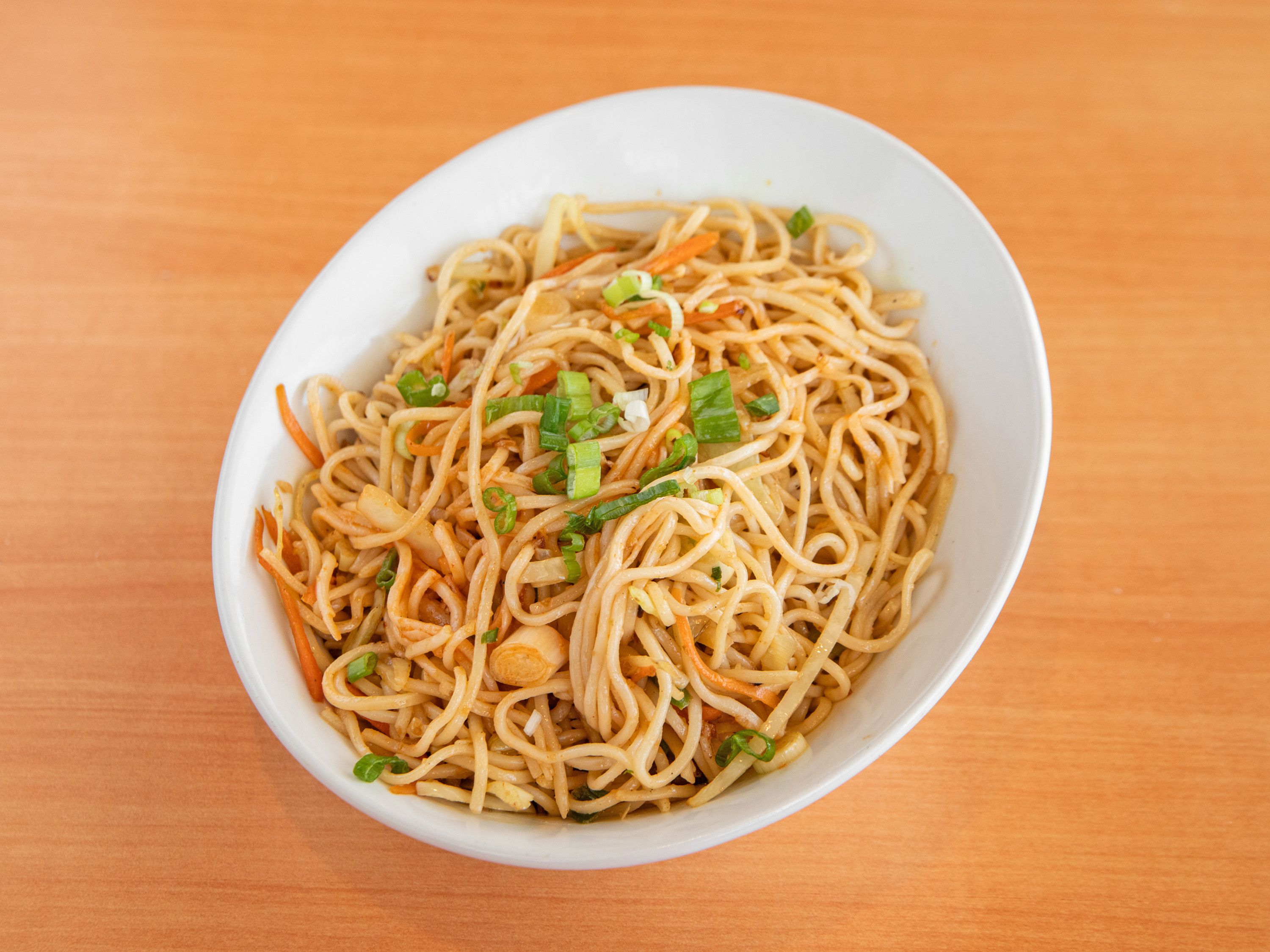 Veg Hakka Noodles.