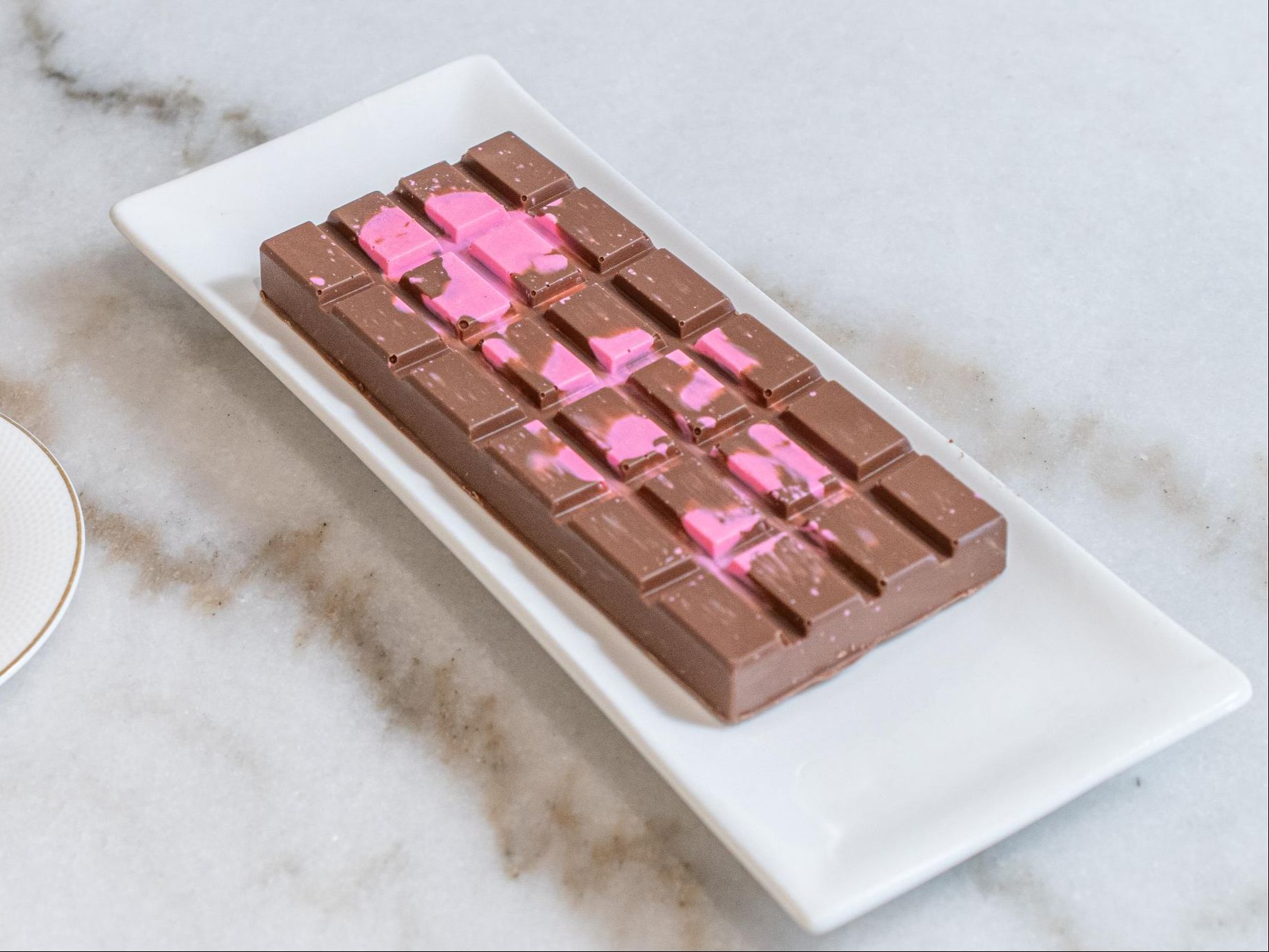 Meltz Dubai Chocolate Bar.