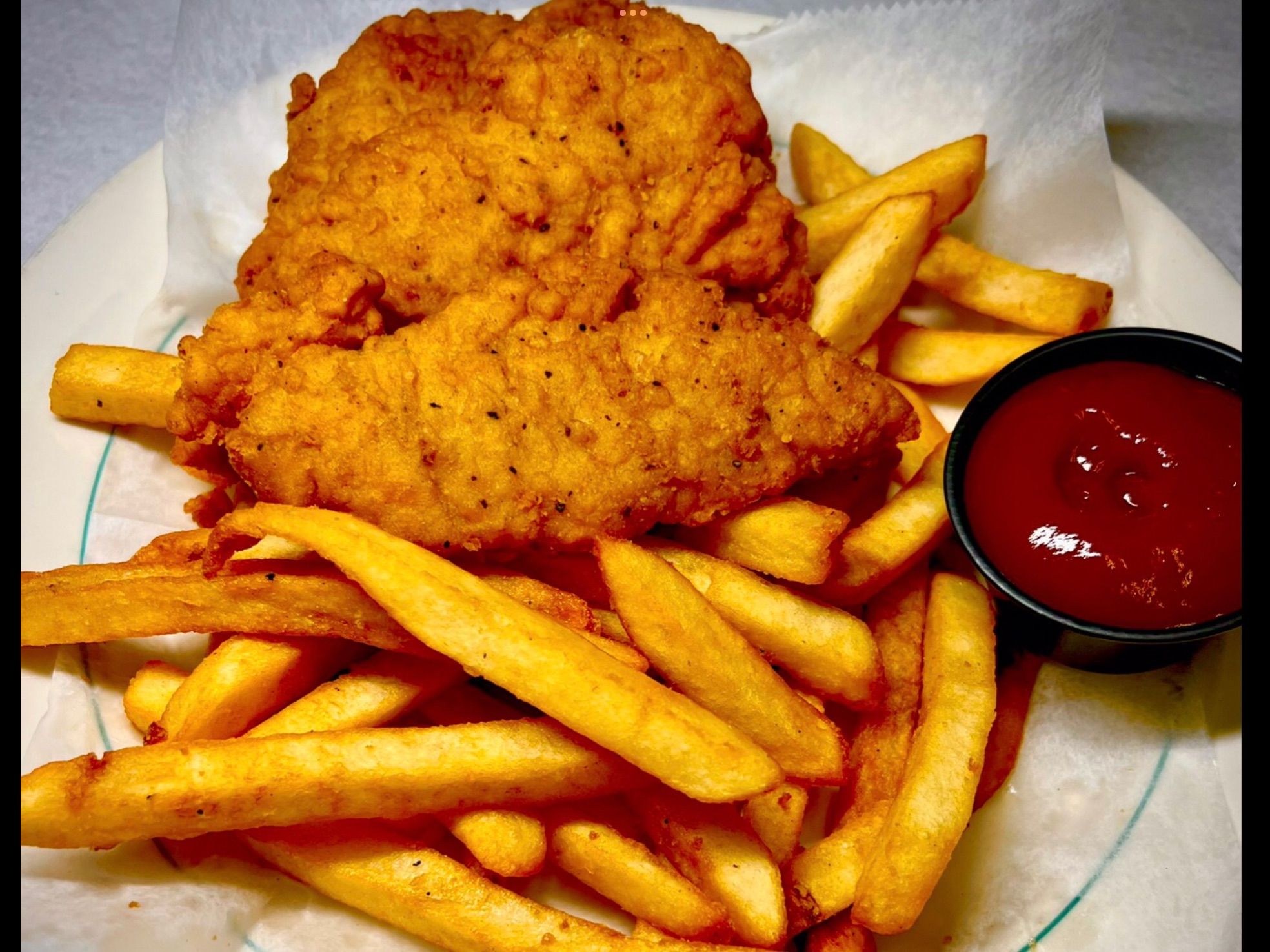 KIDS CHICKEN TENDER.