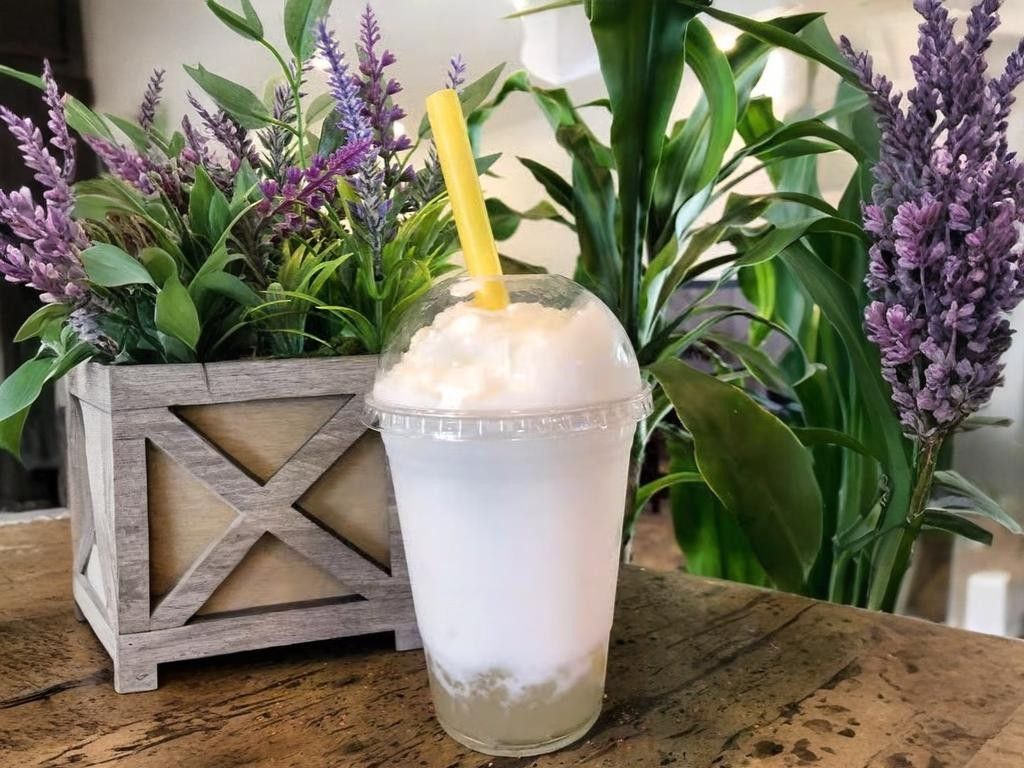 D18. Lychee Smoothie.