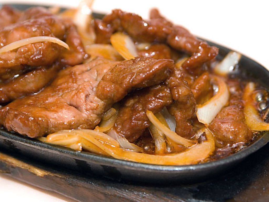 Chinese Filet Steak ( Cantonese Style) / Bít tết phi lê kiểu Trung Quốc (Phong cách Quảng Đông) / 中式菲力牛排（粤式）.