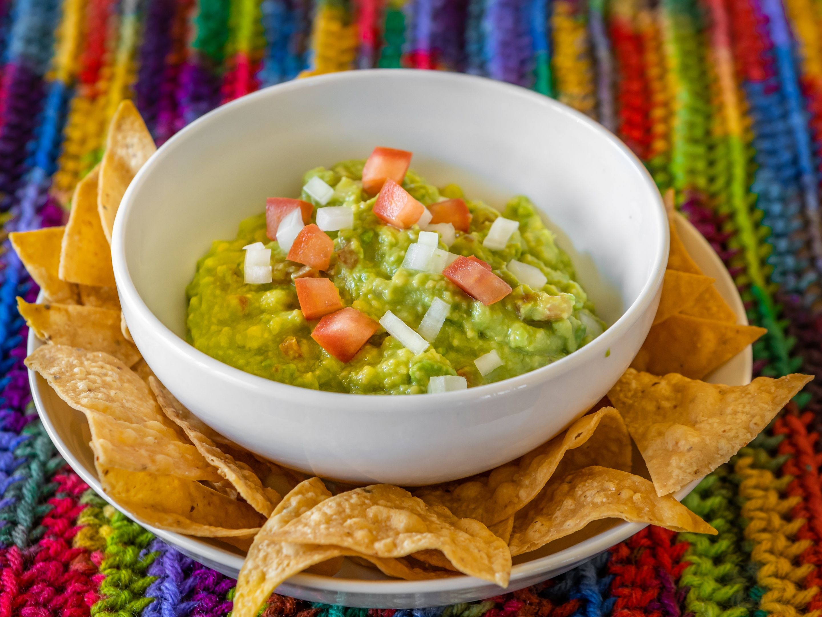 8oz Guacamole & Bag of Chips