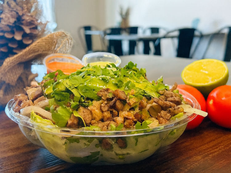 Taco Salad Bowl D 'Lite