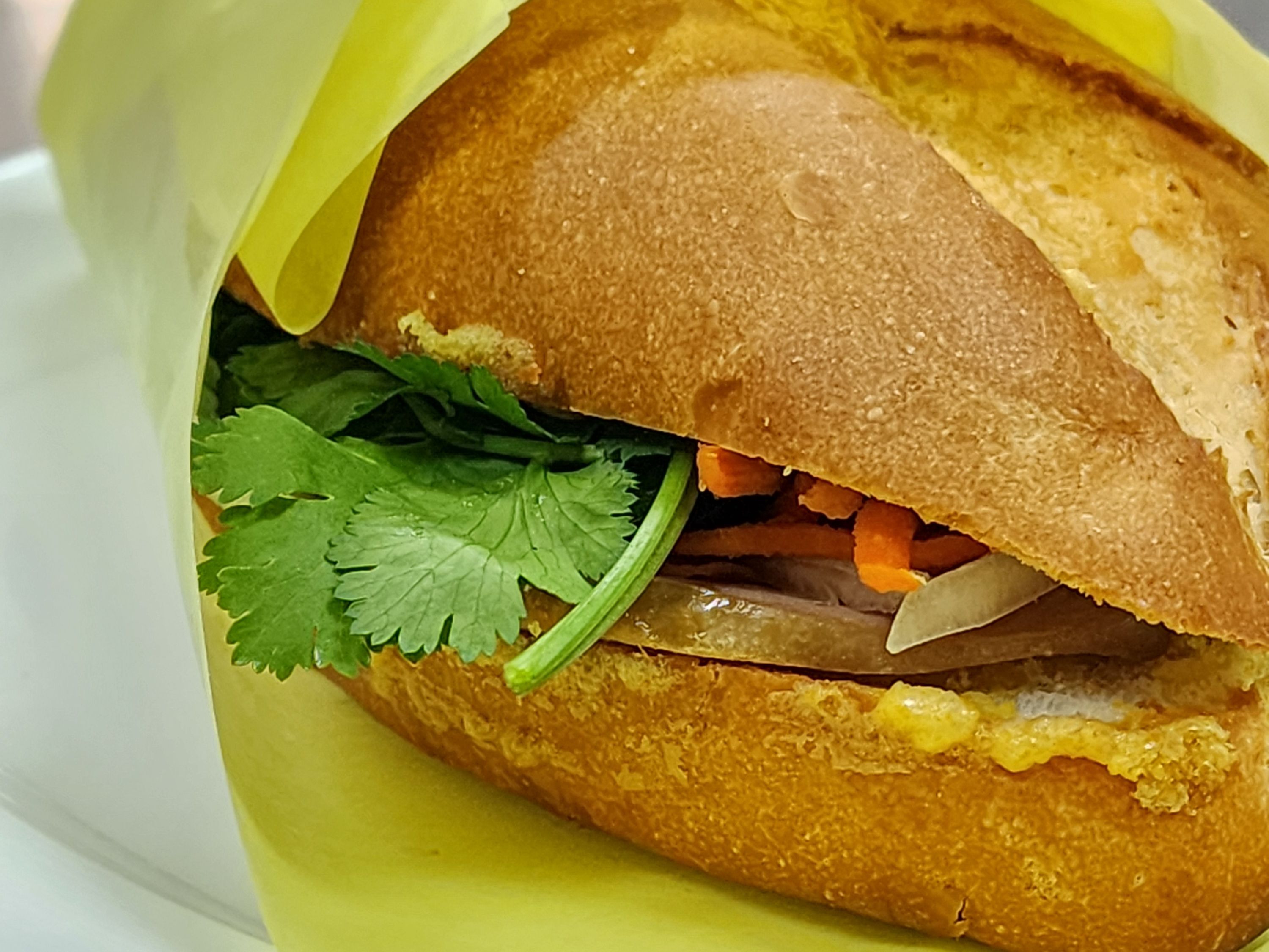 B2. Vietnamese Sausage Sandwich (bread)