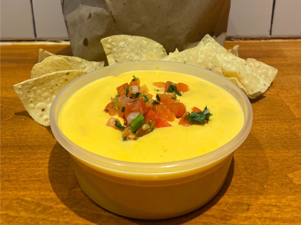 Chips & Queso 6oz.