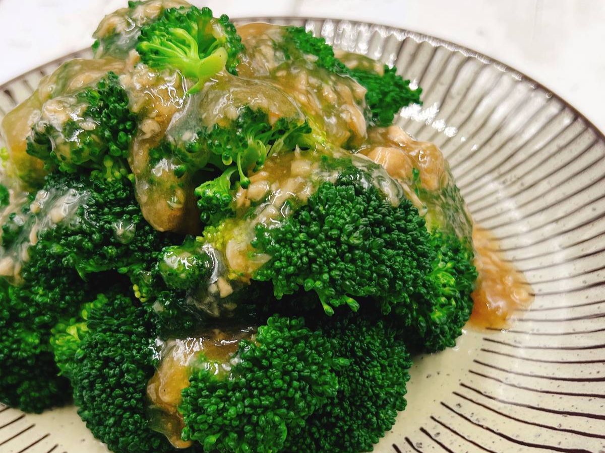 Steamed American Broccoli