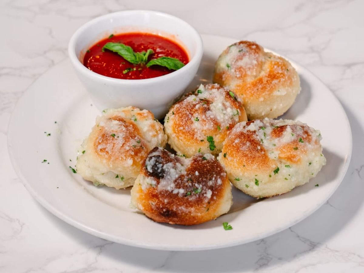 Garlic Knots (5)