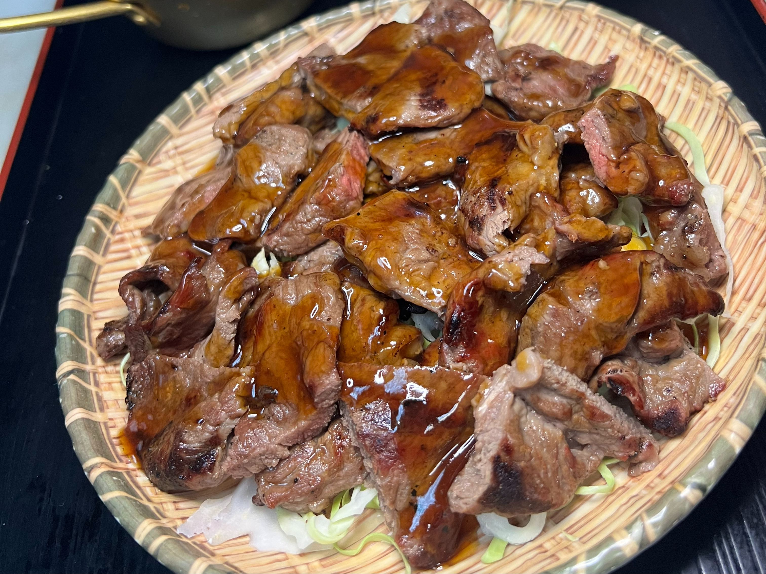 TERIYAKI BEEF PLATE.