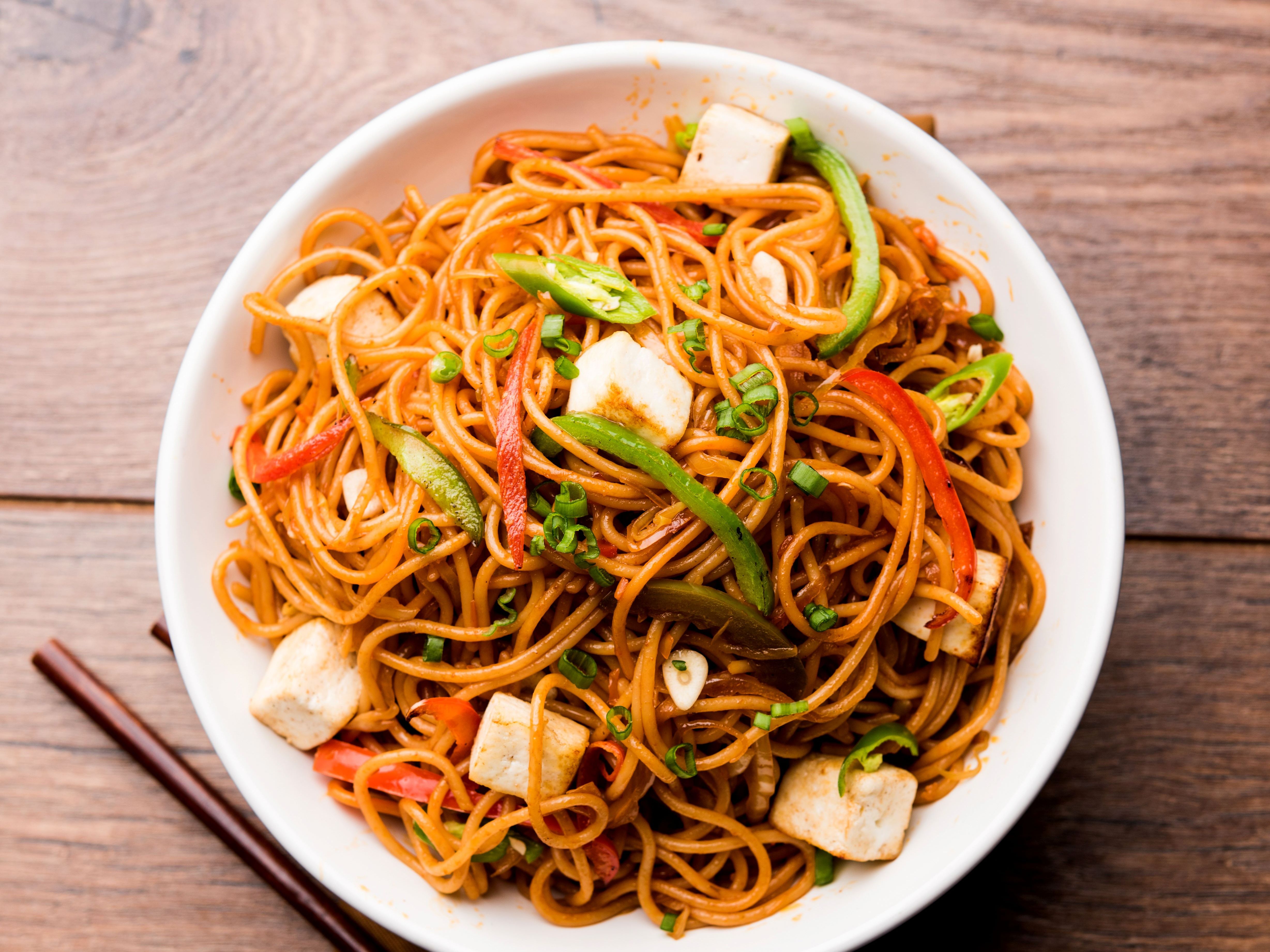 Schezwan Noodles.