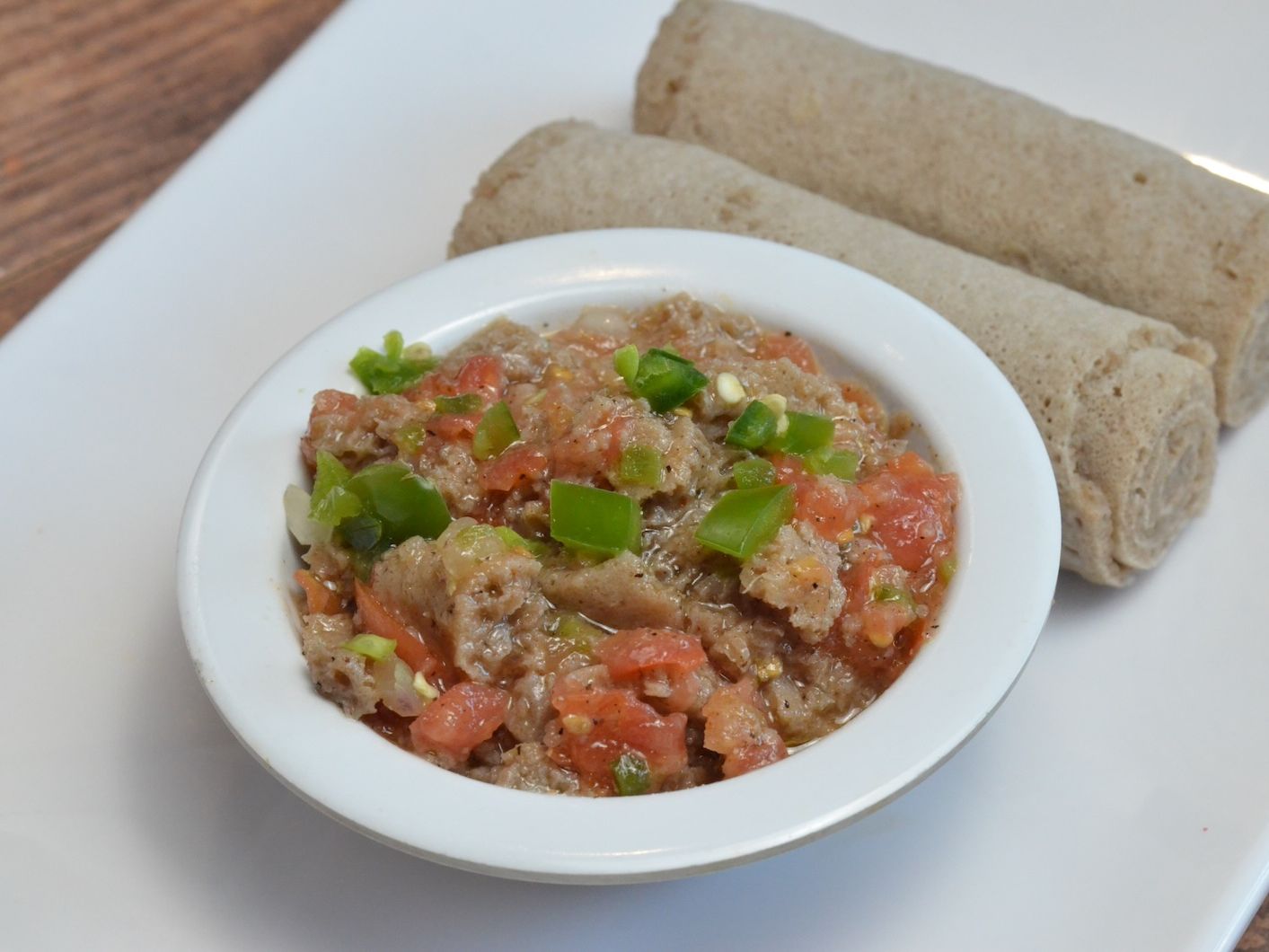 Plain Tomato Fitfit.