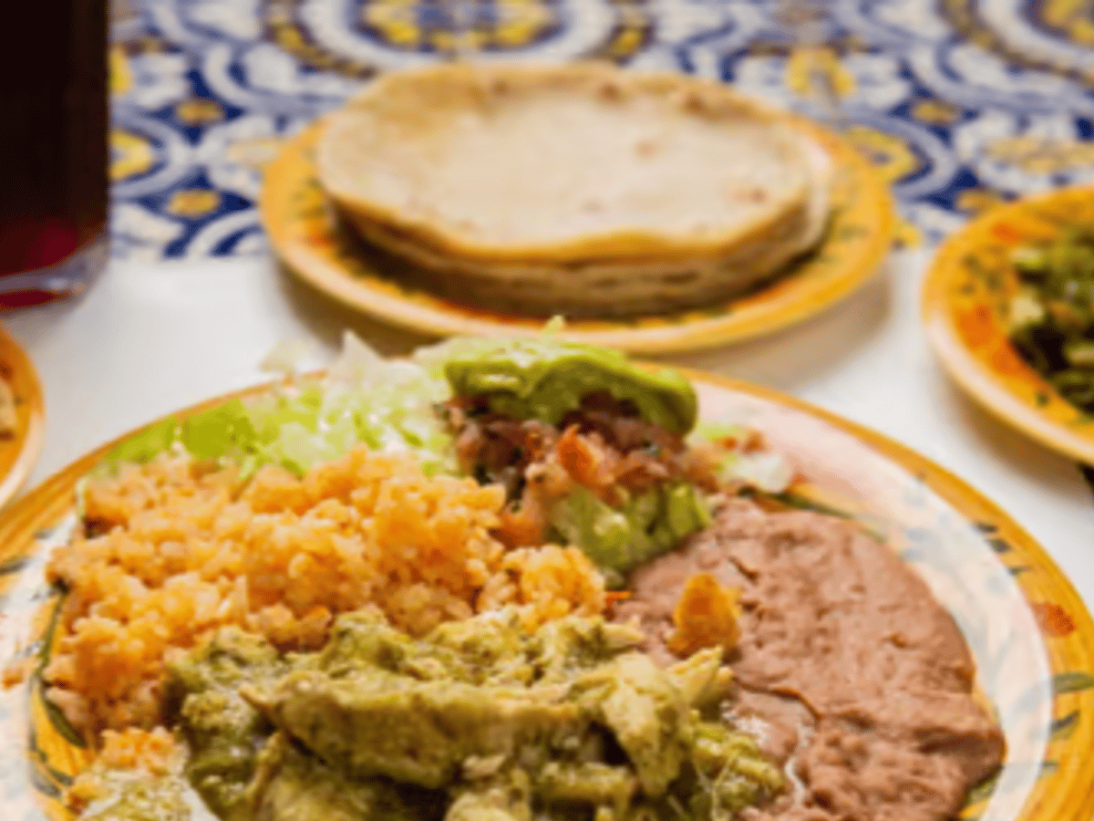 #8 Salsa Verde Chicken, Salad, Rice & Beans