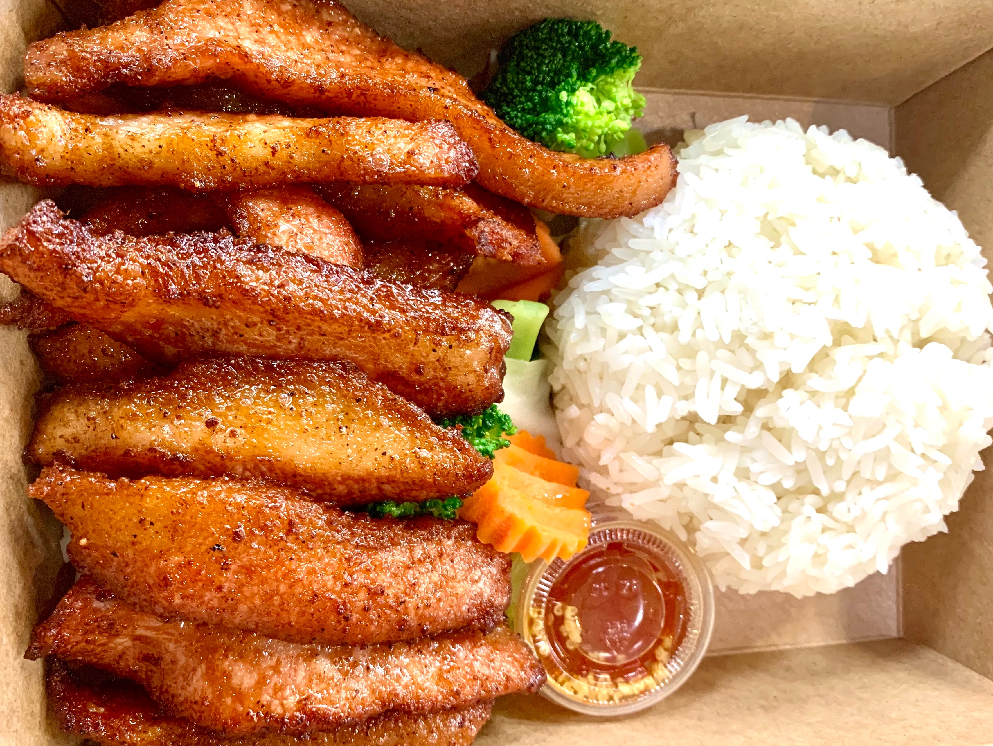 Fried Garlic Pork, Steamed Rice & Vegetables.