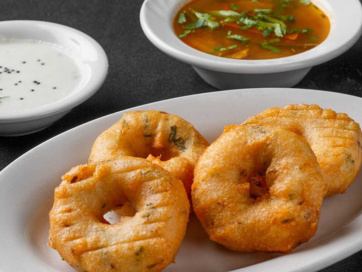 Medu Vada.