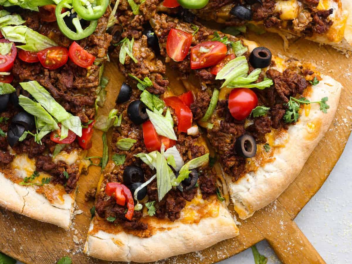 Taco Pizza: A Fusion Delight