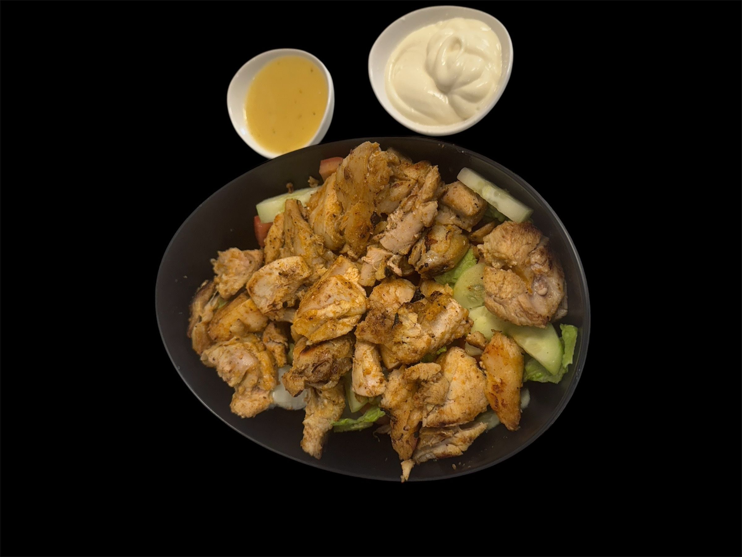 Grilled Chicken Salad ( Chicken,Lettuce,Tomato,Cucumber,Onion,pepper,Dressing).