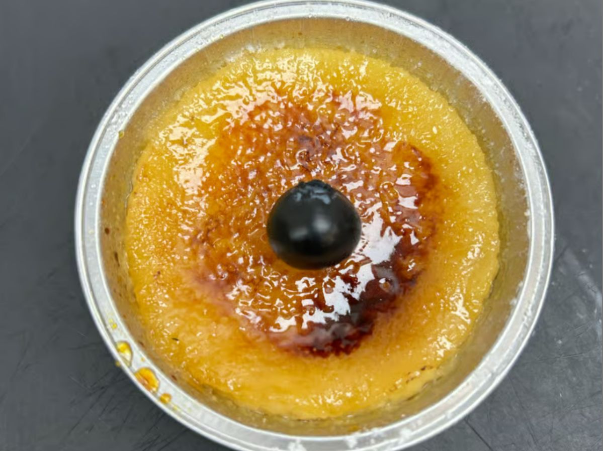 Creme Brulee Dessert.