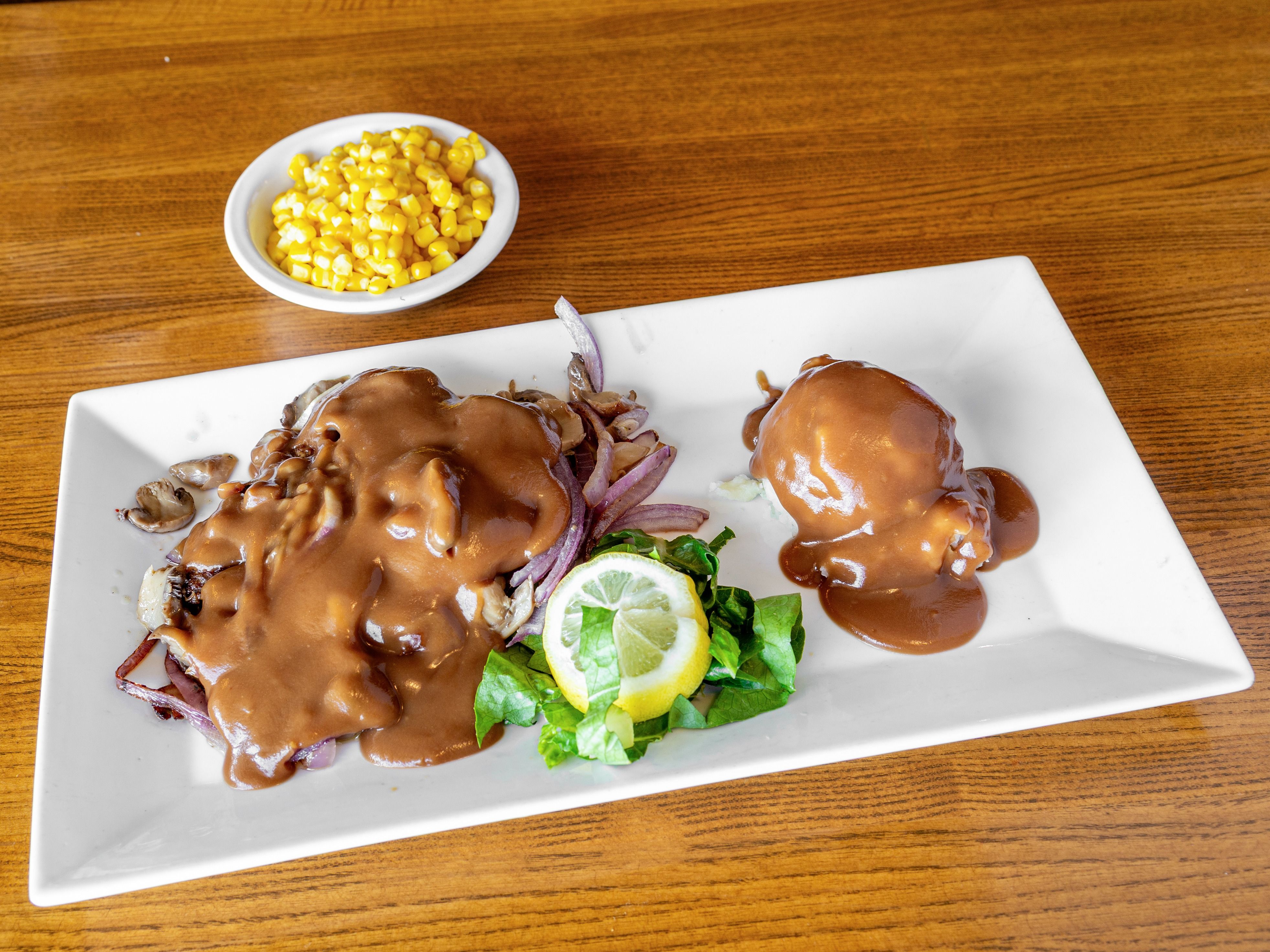 Ground Round w Brown Gravy.