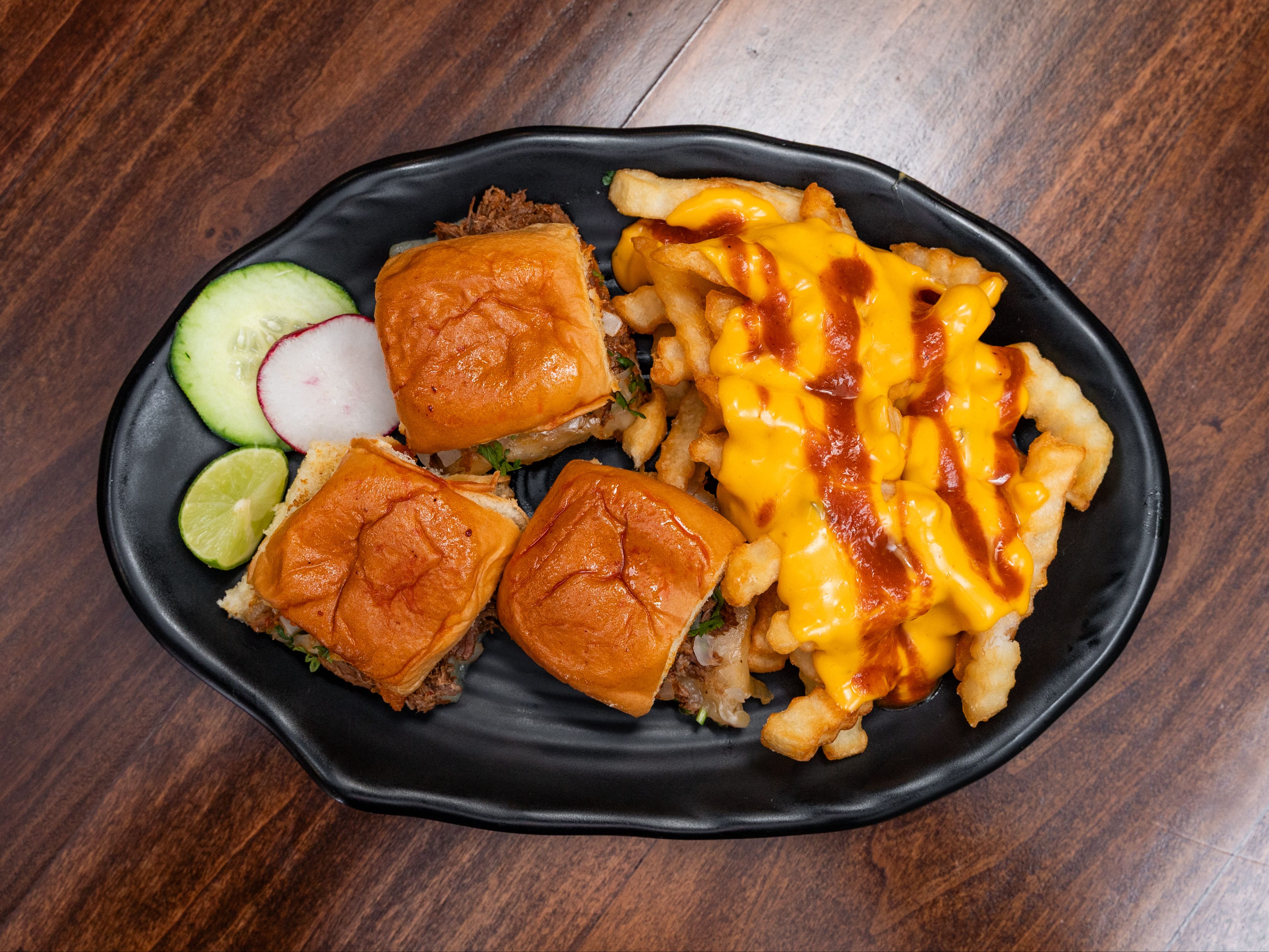 ORD. BIRRIA SLIDERS COMBO.