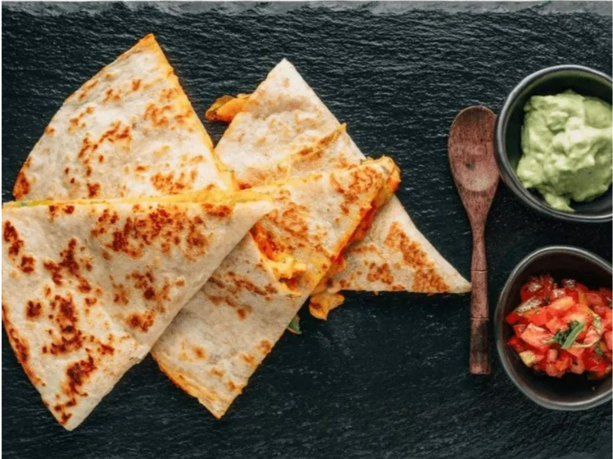 Quesadilla Queso (2)