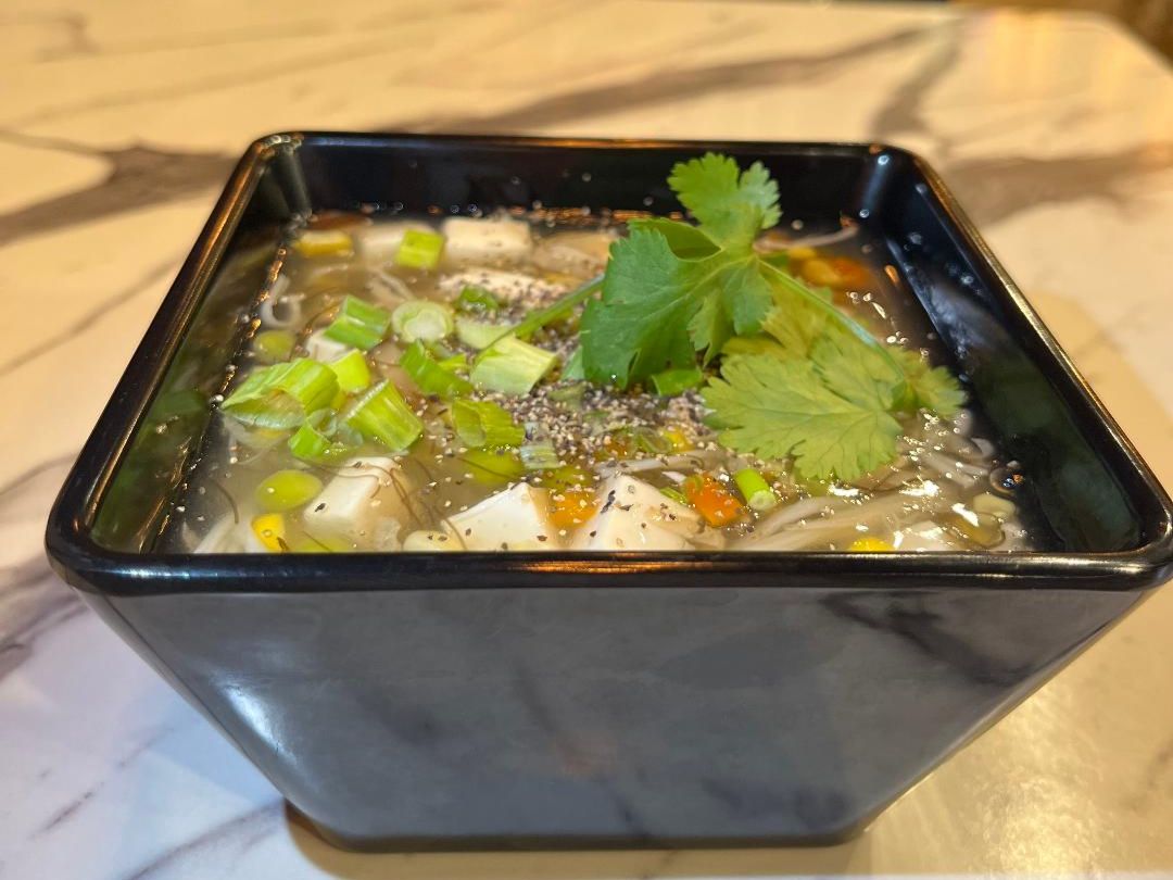 S4. SMALL RAINBOW VEGETARIAN SOUP - SÚP CHAY NGŨ SẮC.