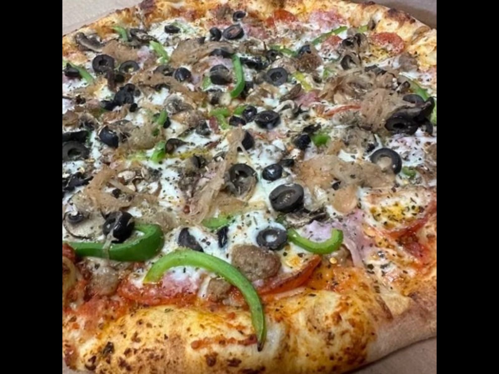 Supreme Pizza - Big Baby.