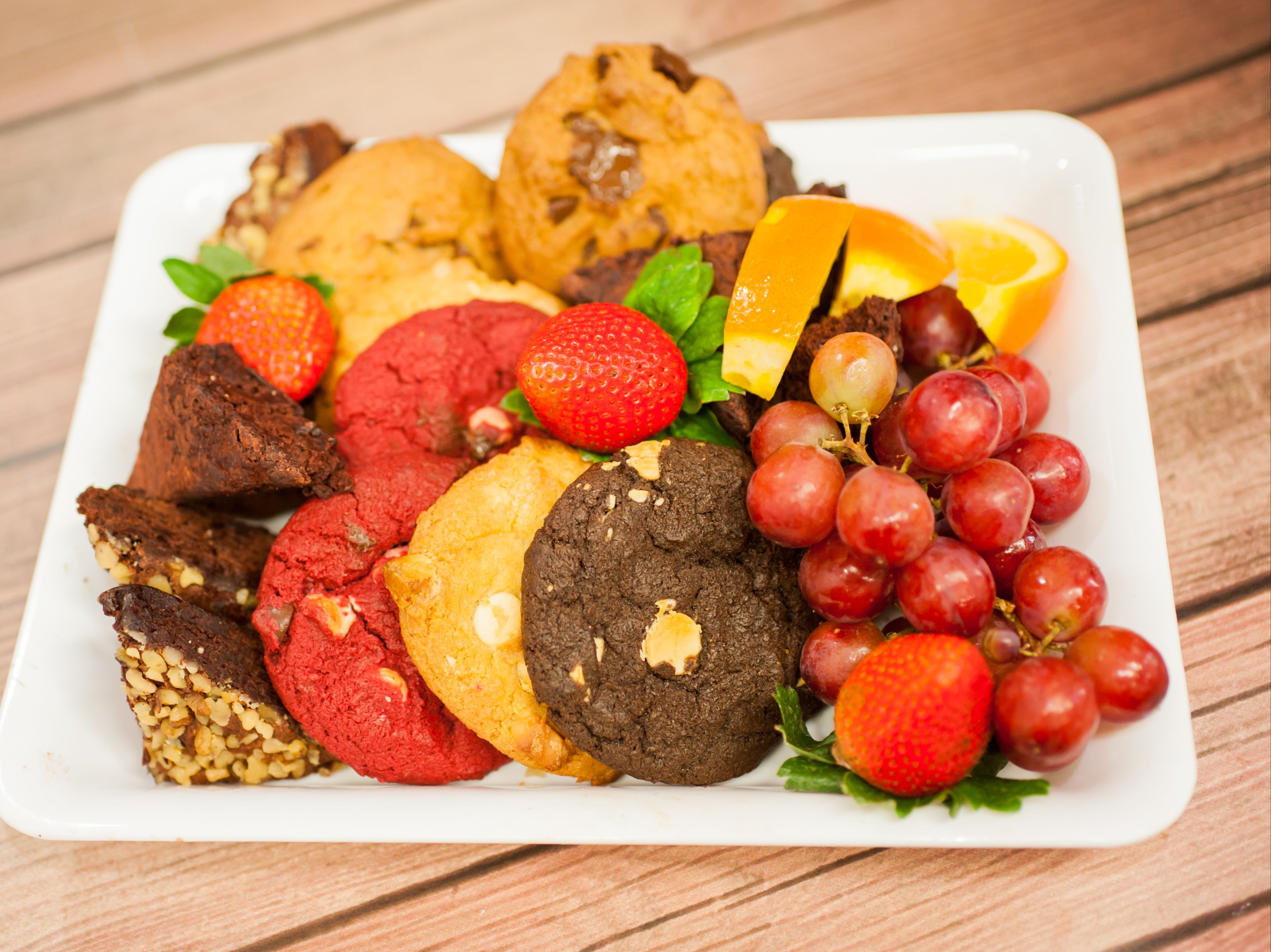 COOKIE & BROWNIE PLATTER.