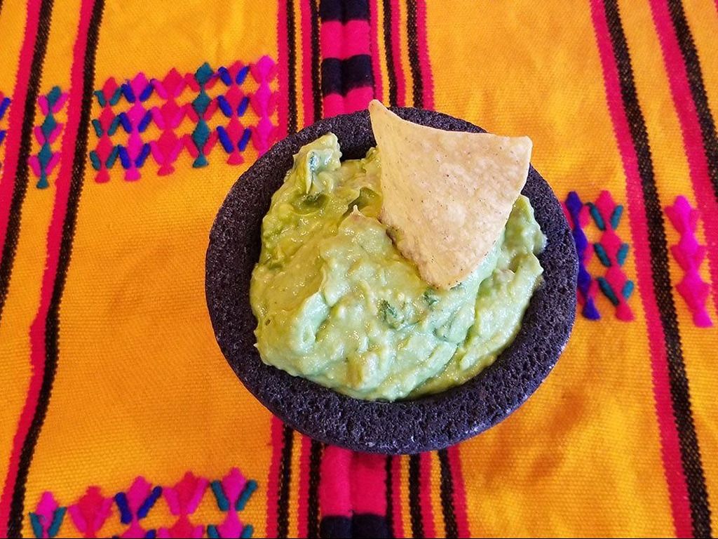 Lg Guacamole (16oz)