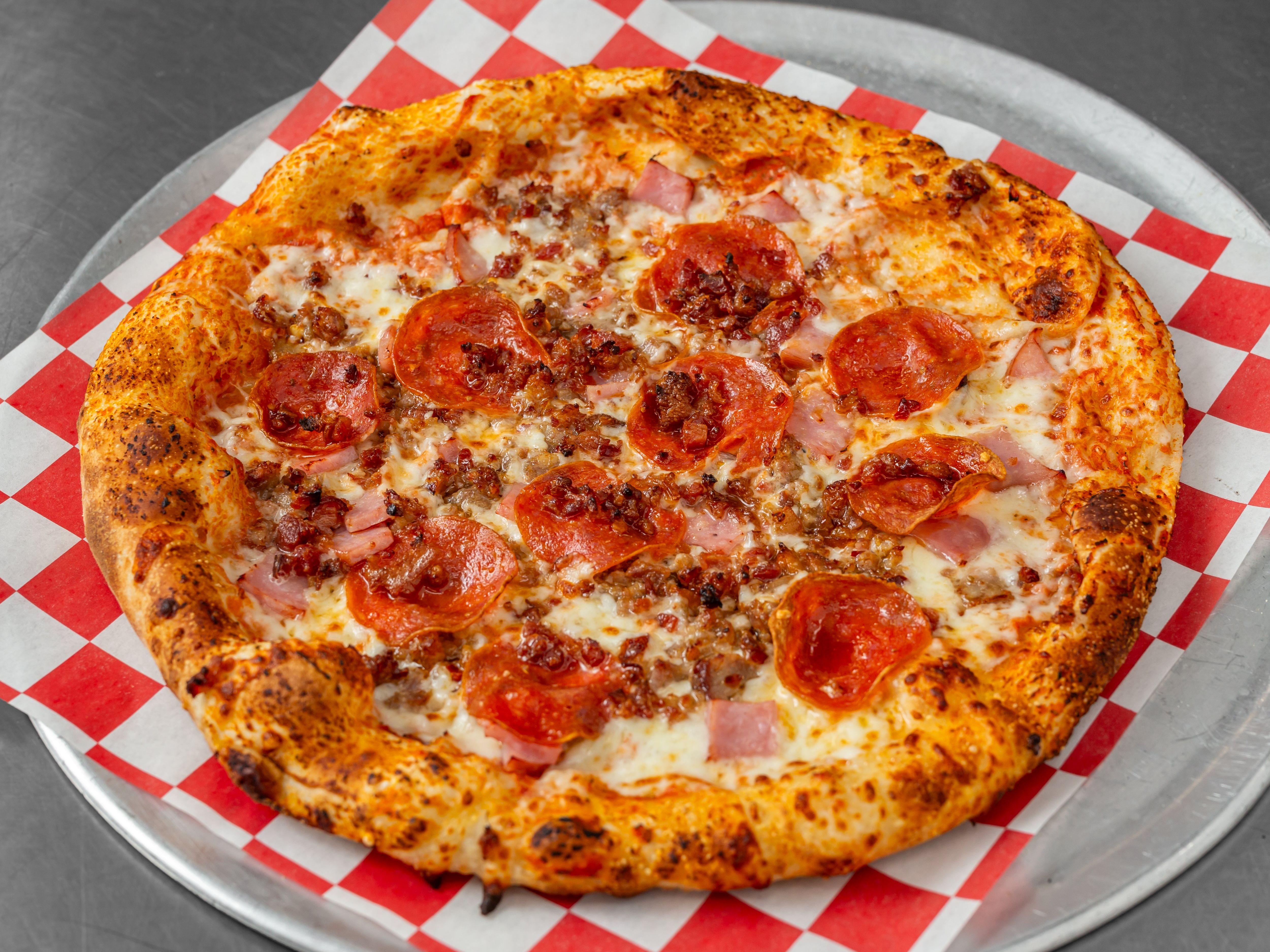14" Pork Meat Lovers Pizza