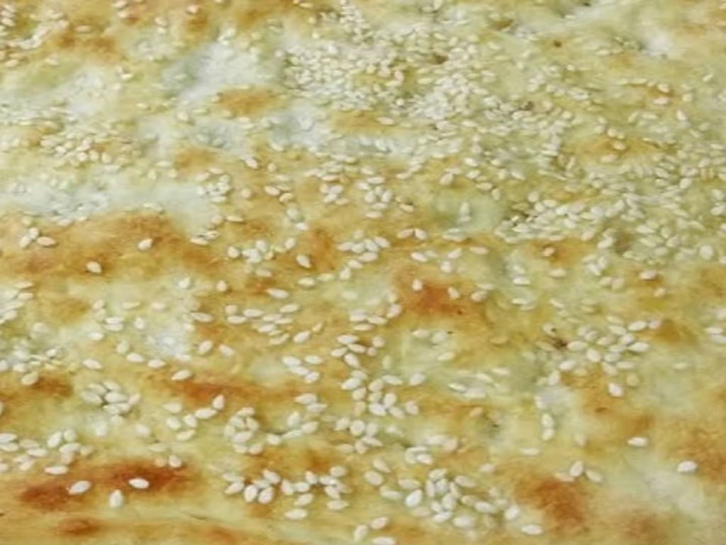 Tili Naan.
