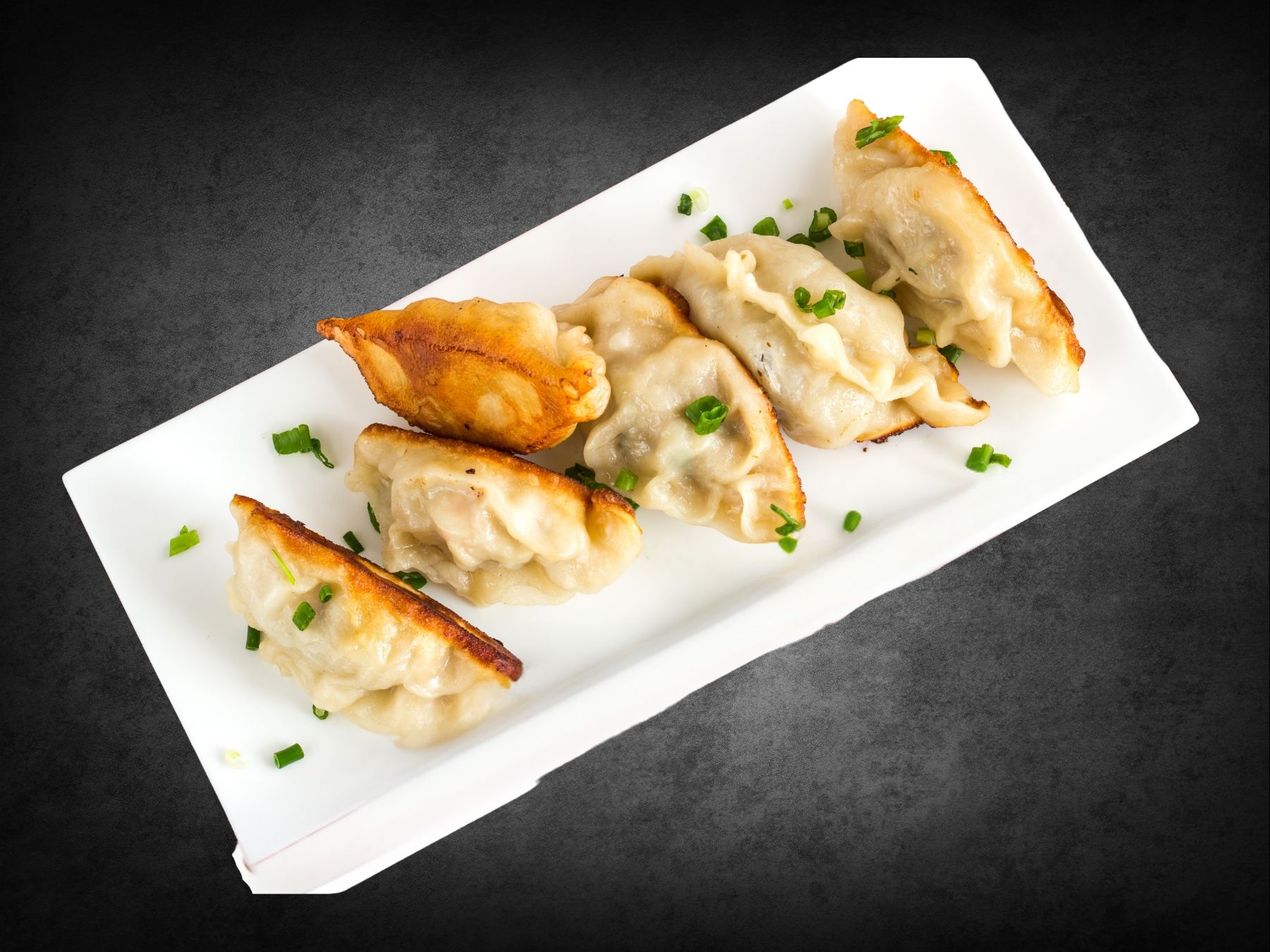 Steamed or Fried Dumplings (6pcs).