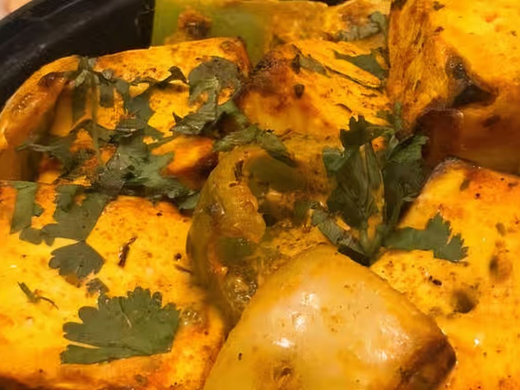 Paneer Makhni.