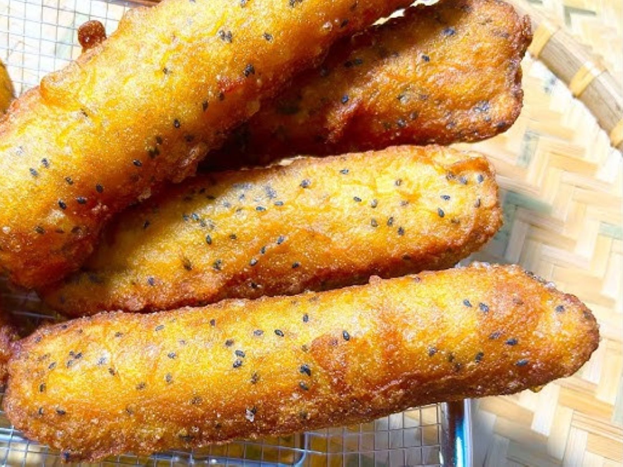 VIETNAMESE FRIED BANANA - CHUỐI CHIÊN MÈ.