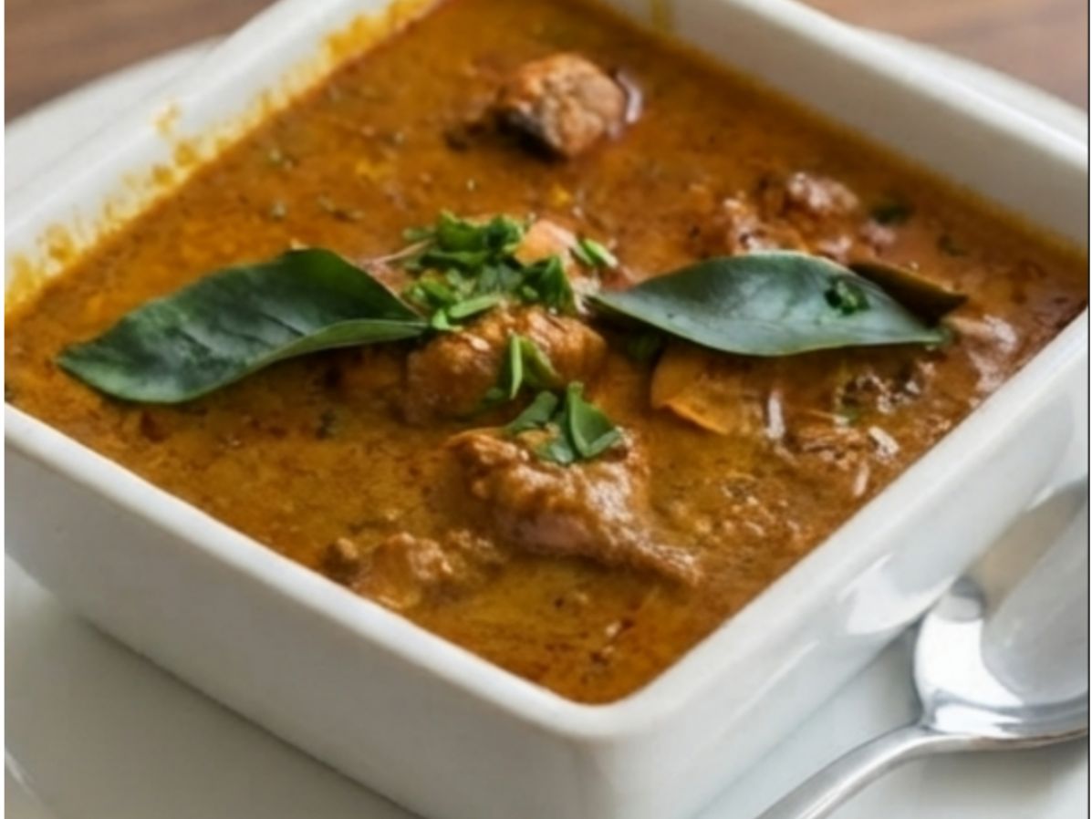 Chettinad Chicken (gravy).