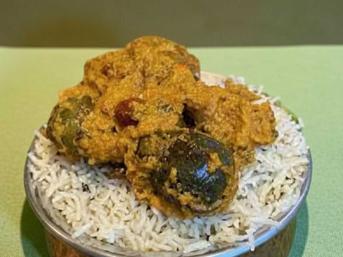 Gutti Vankaya Pulav.