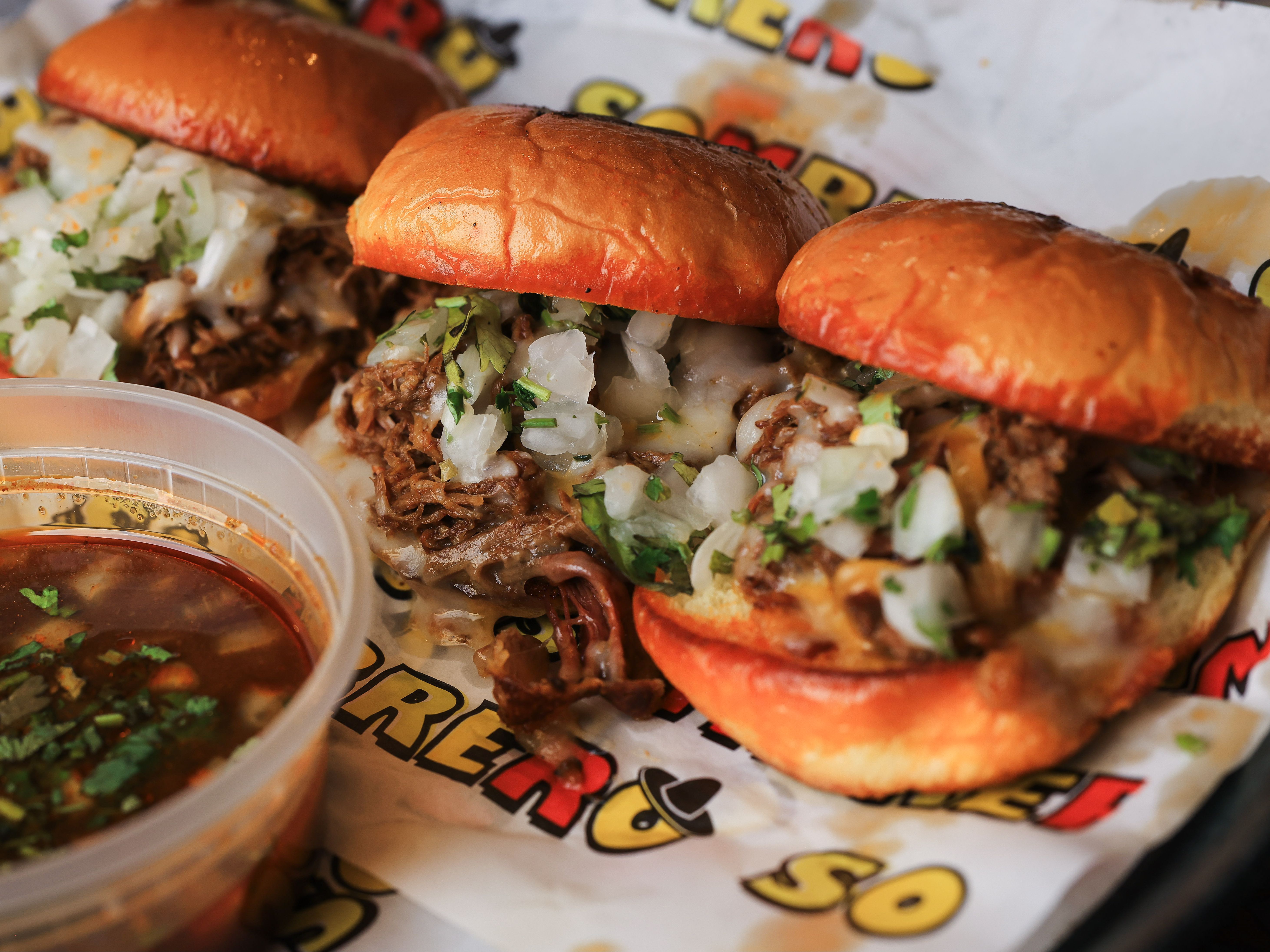BIRRIA SLIDERS