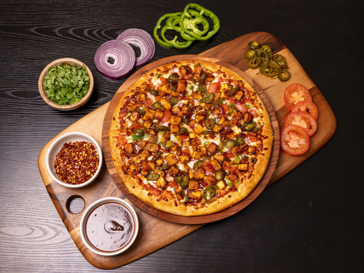 Korean Chili Paneer Pizza