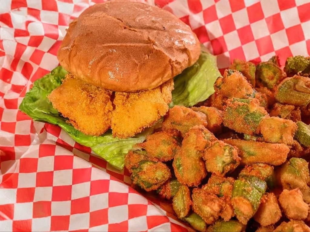 Fast Delivery for Delicious Bar & Grill Favorites