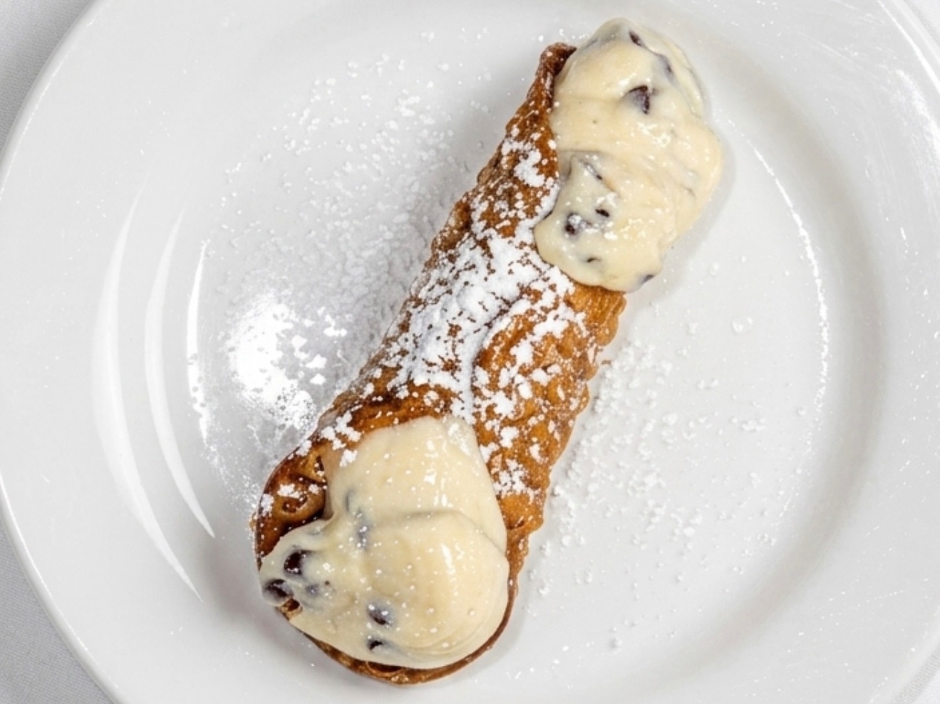 Cannoli.